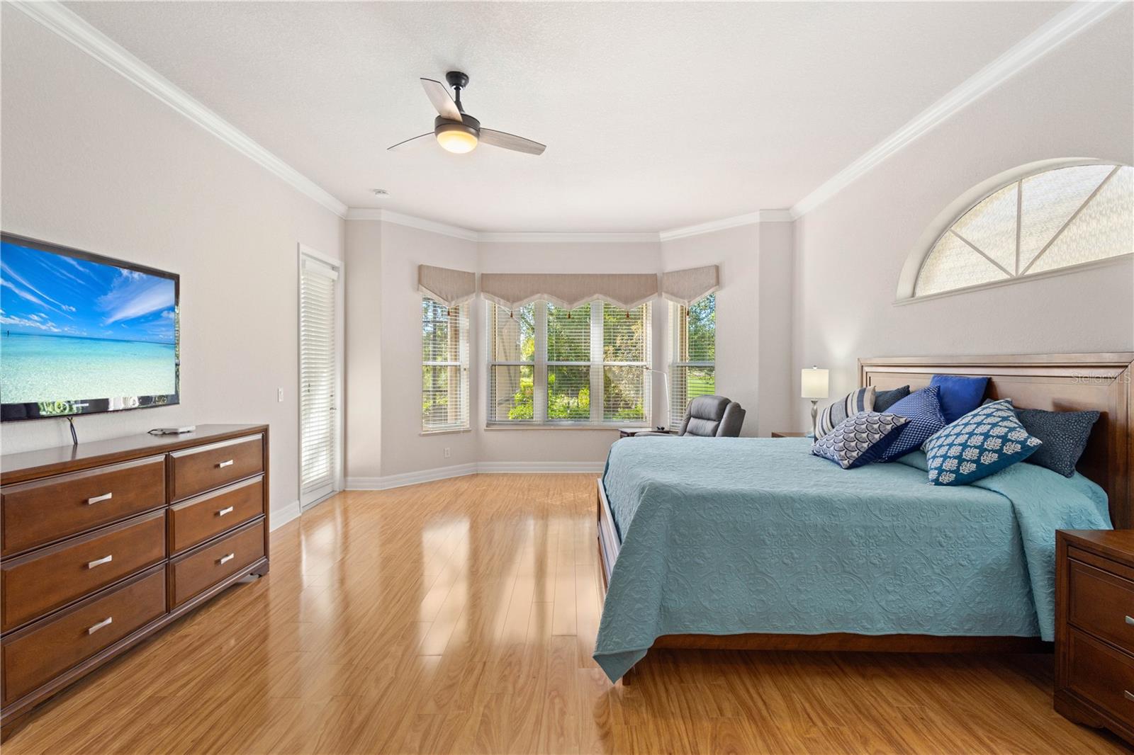 5283 PINE SHADOW LANE — photo 16