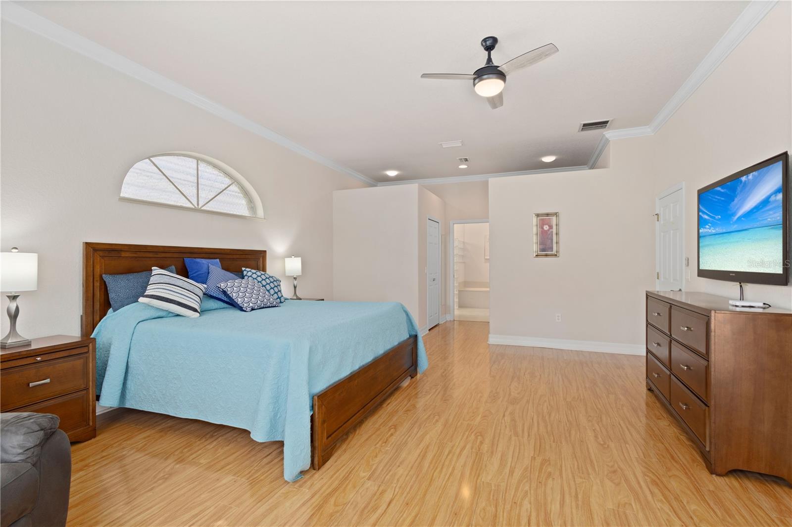 5283 PINE SHADOW LANE — photo 17