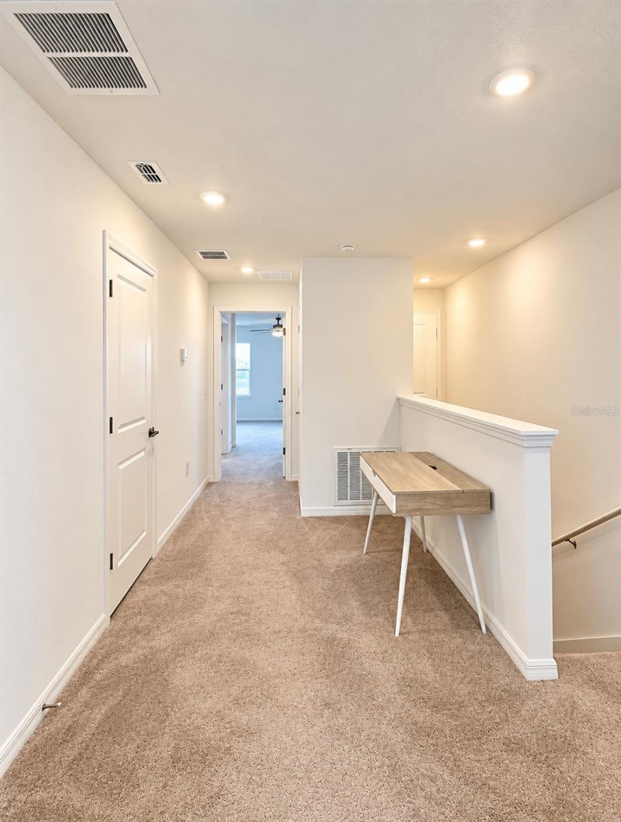 8212 CRESCENT OAKS DR — photo 24