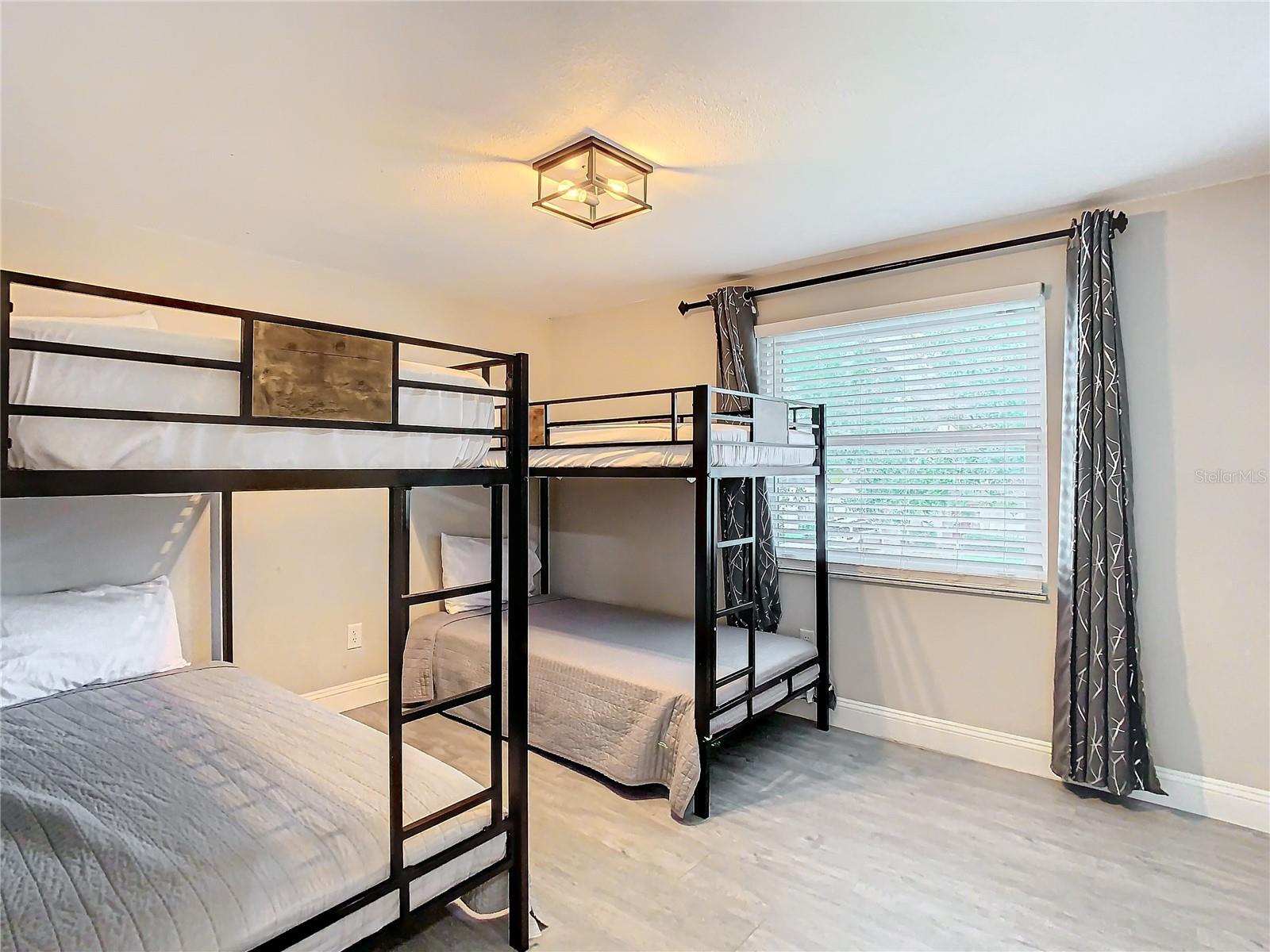 12438 CARDIFF DR — photo 36