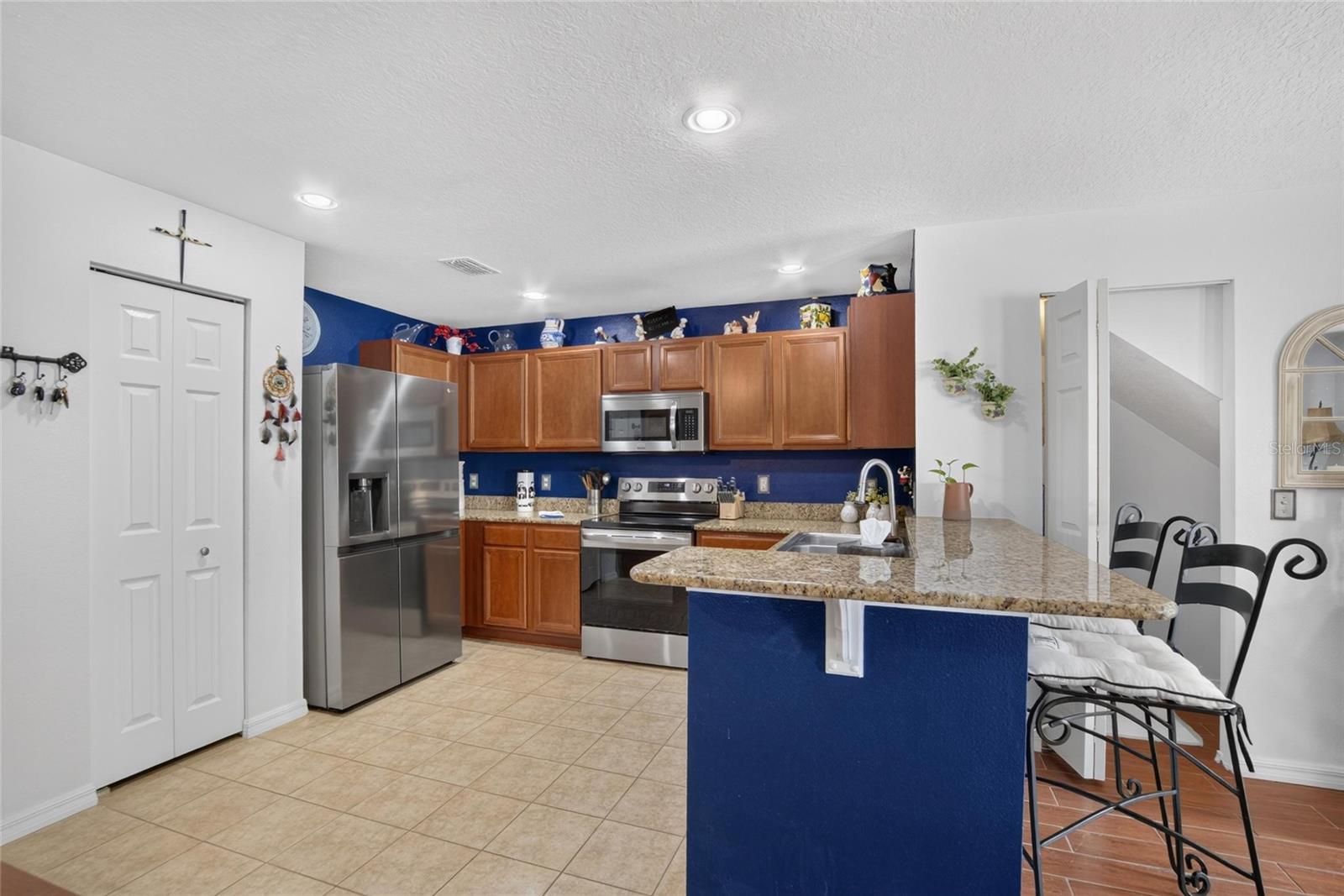 2919 ROYAL TUSCAN LN — photo 3