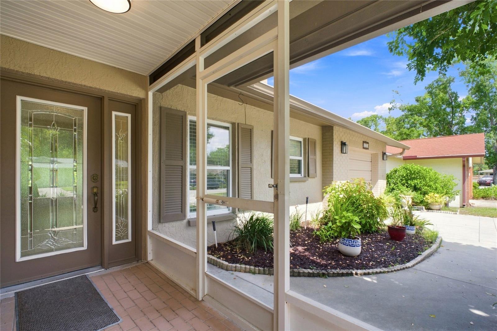 2336 MALCOLM DR — photo 4