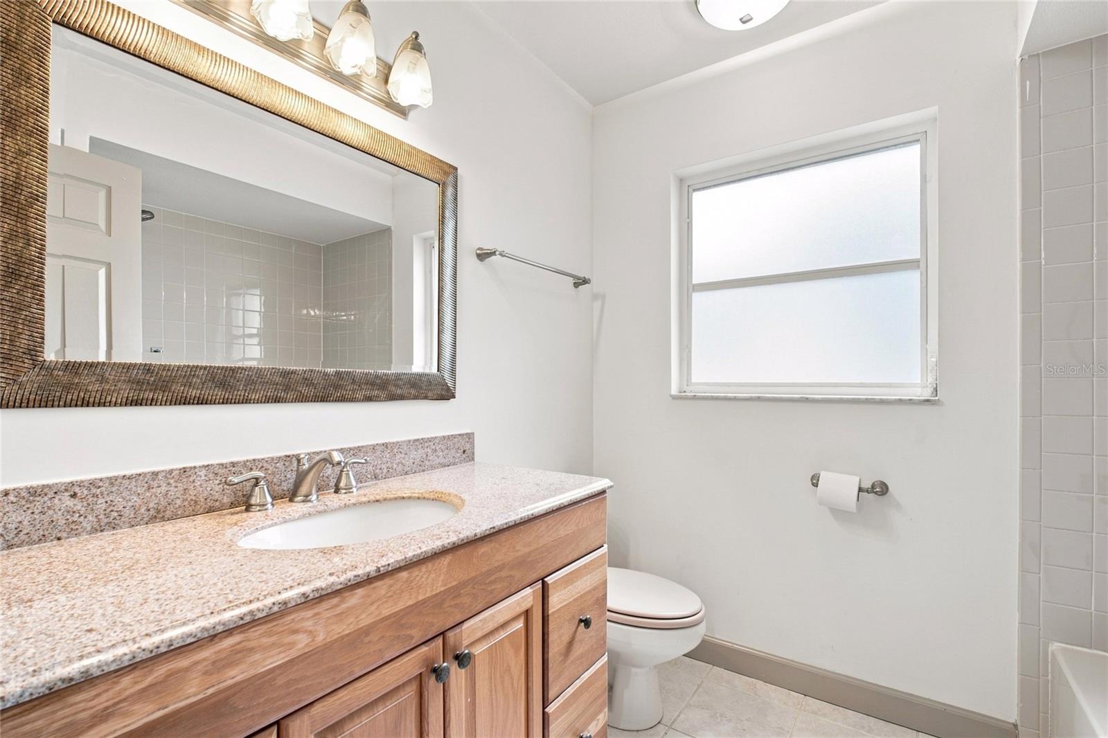 2336 MALCOLM DR — photo 33