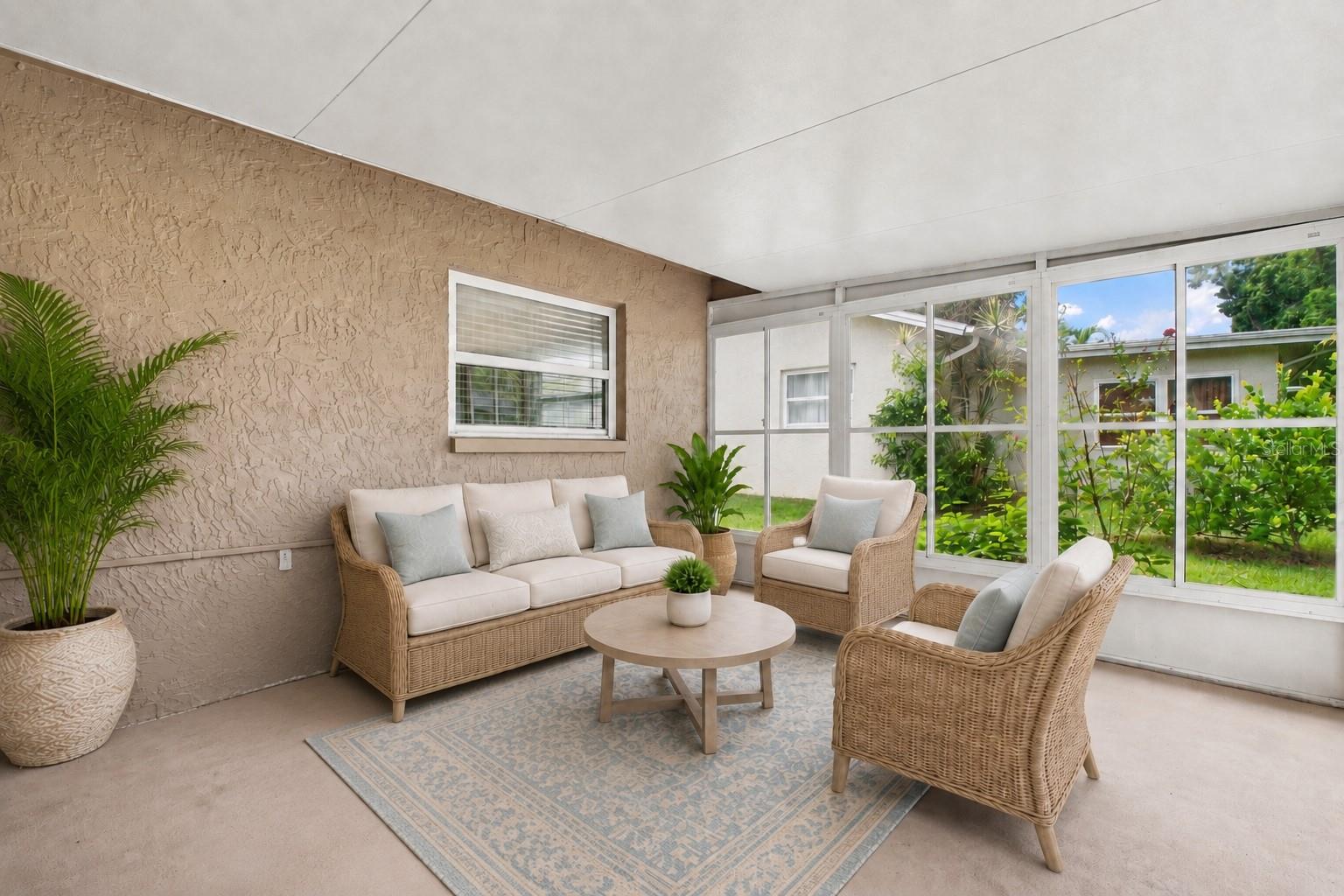 2336 MALCOLM DR — photo 15
