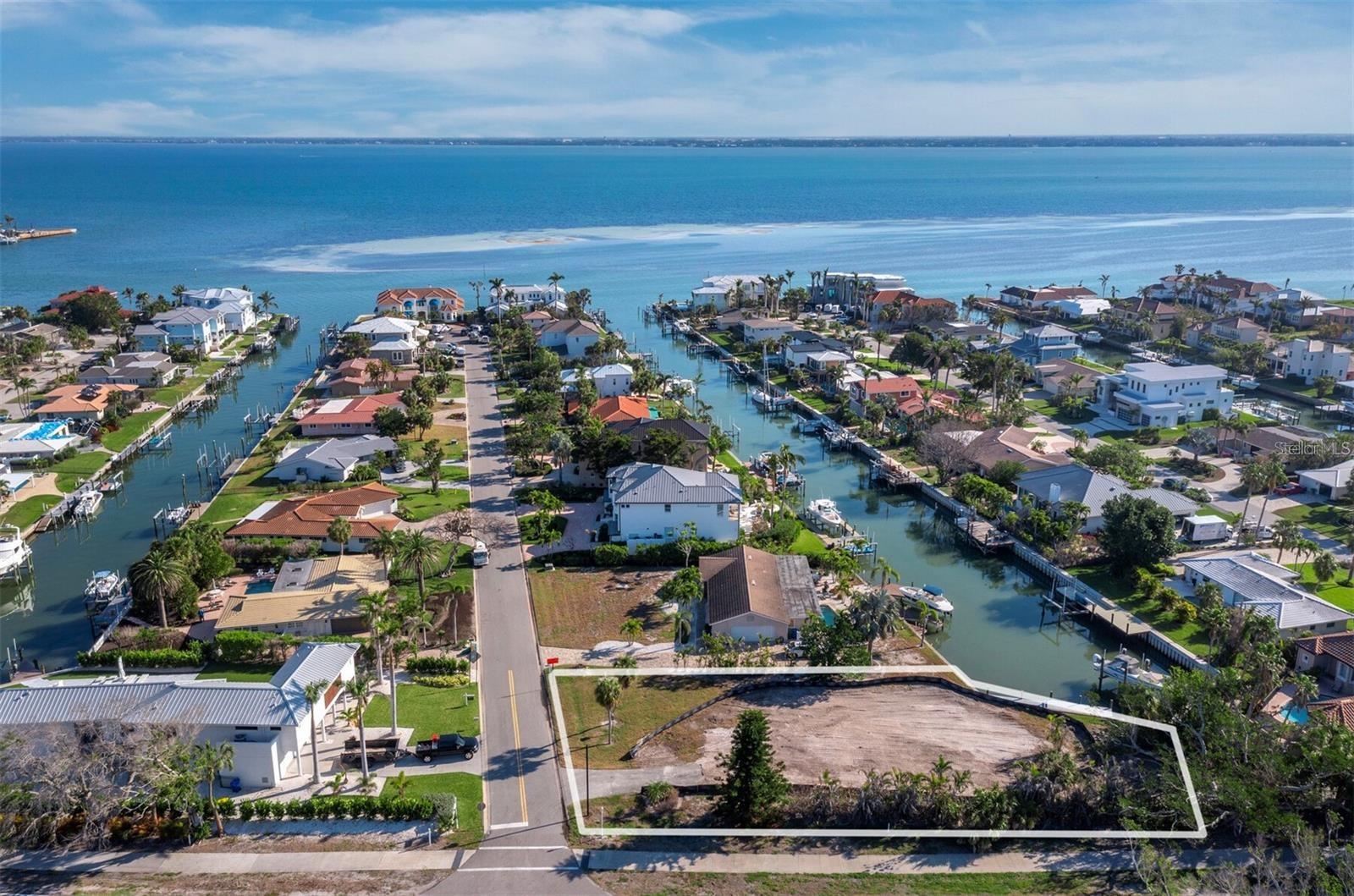 500 OUTRIGGER LN — photo 4
