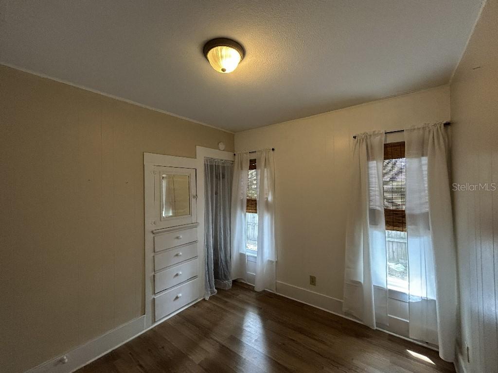 7427 CHAPEL AVE — photo 9
