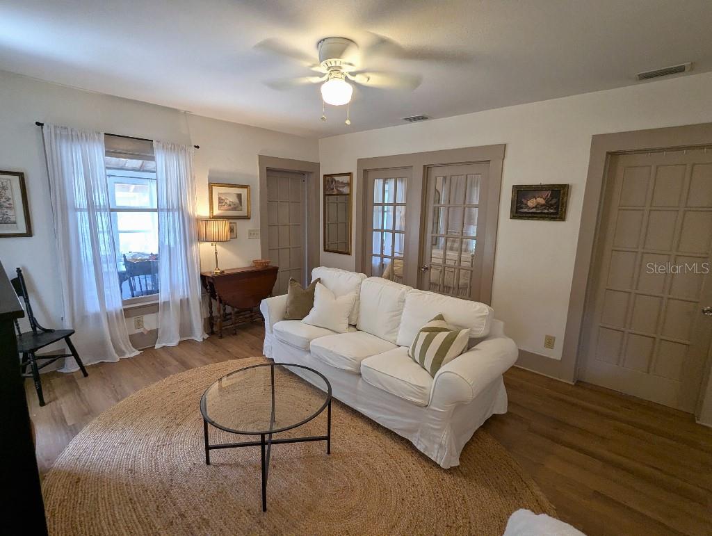 7427 CHAPEL AVE — photo 4