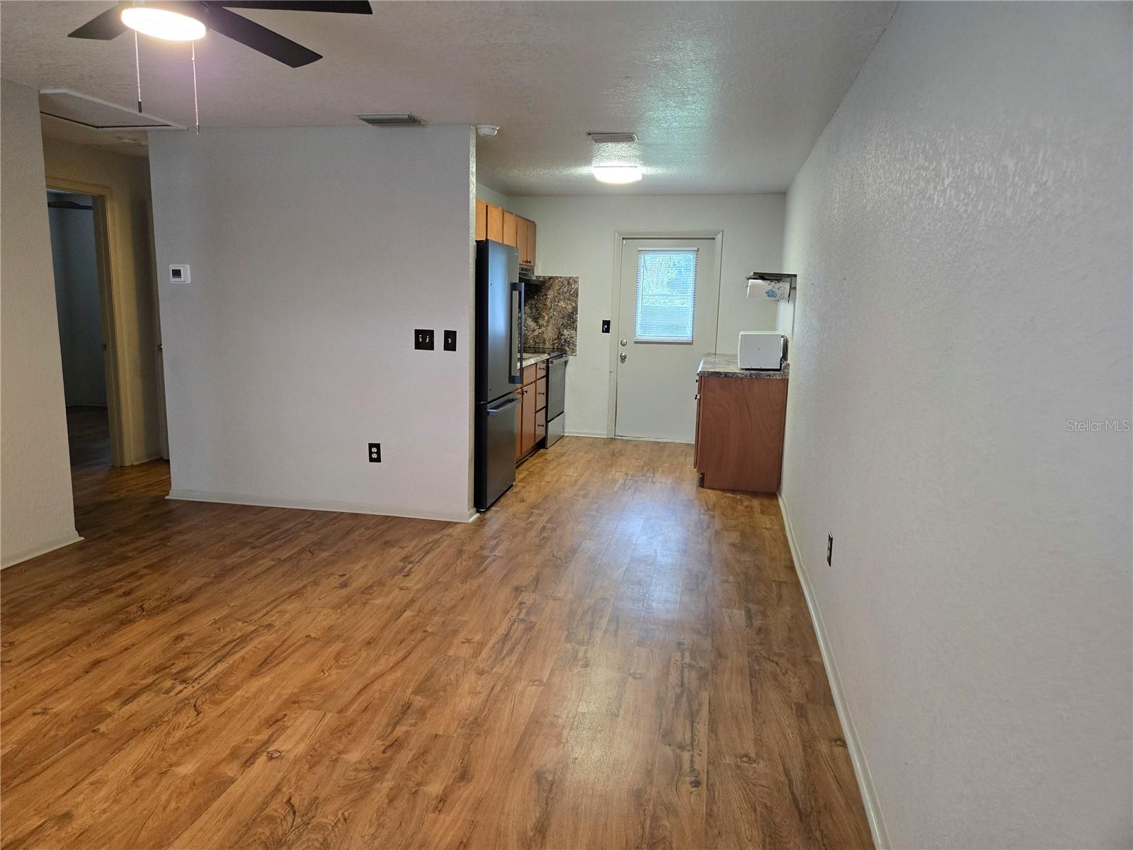 1517 S TAYLOR RD ##B — photo 4