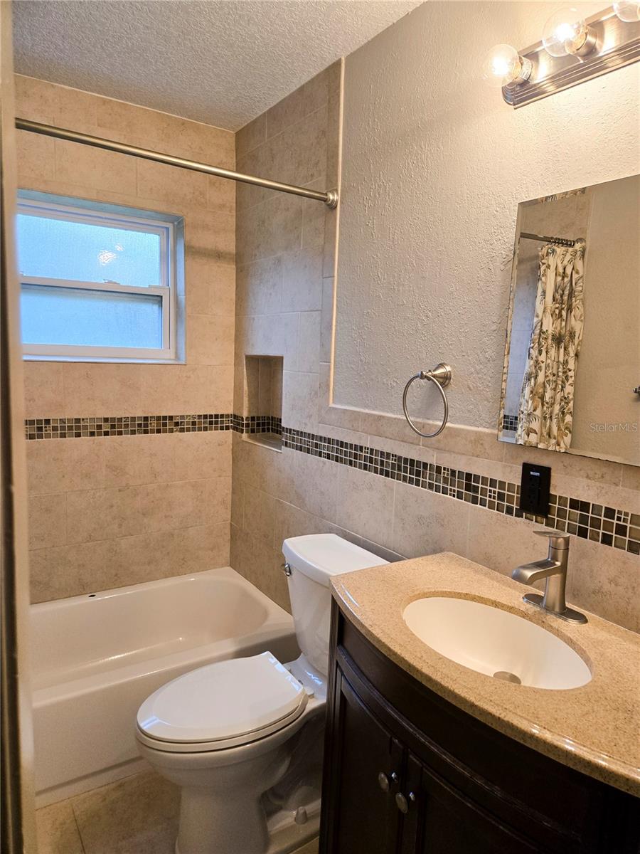 1517 S TAYLOR RD ##B — photo 12