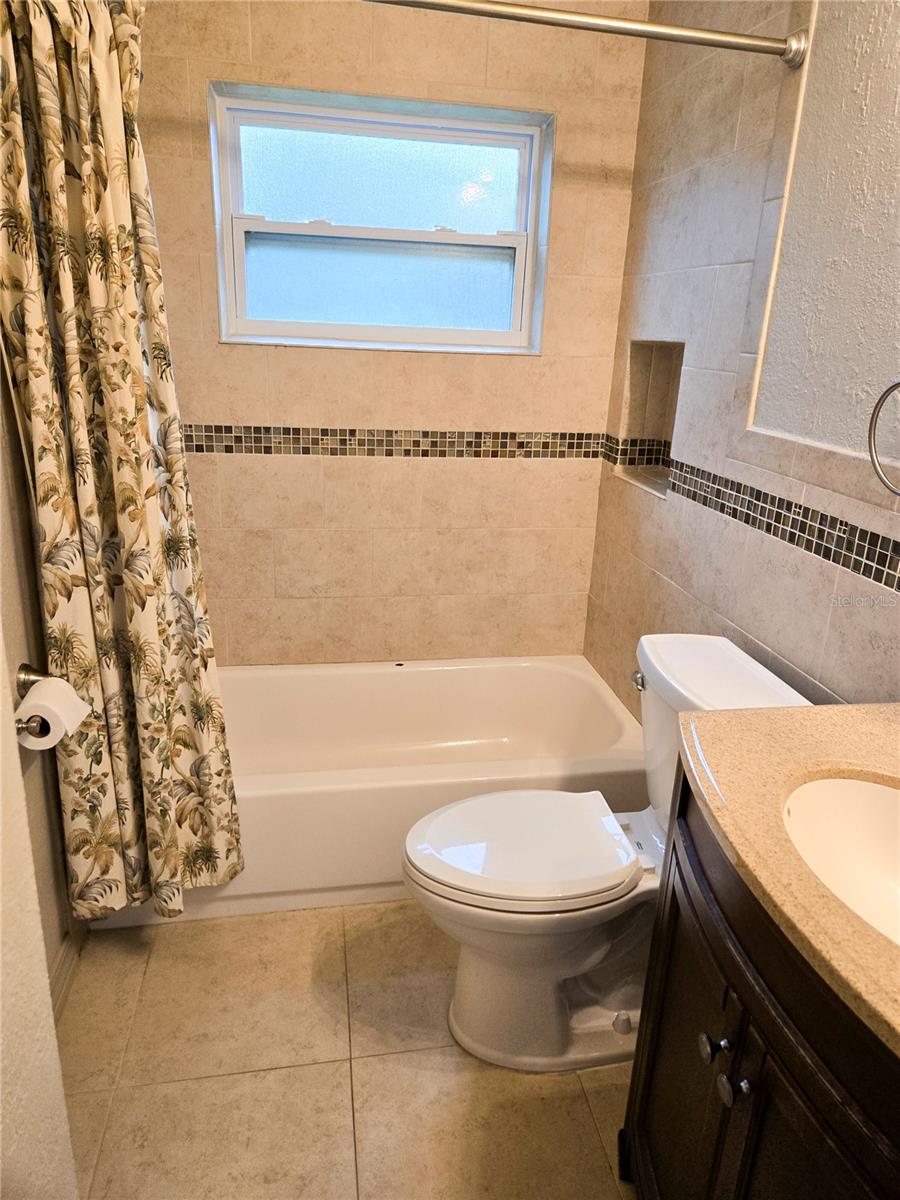 1517 S TAYLOR RD ##B — photo 11
