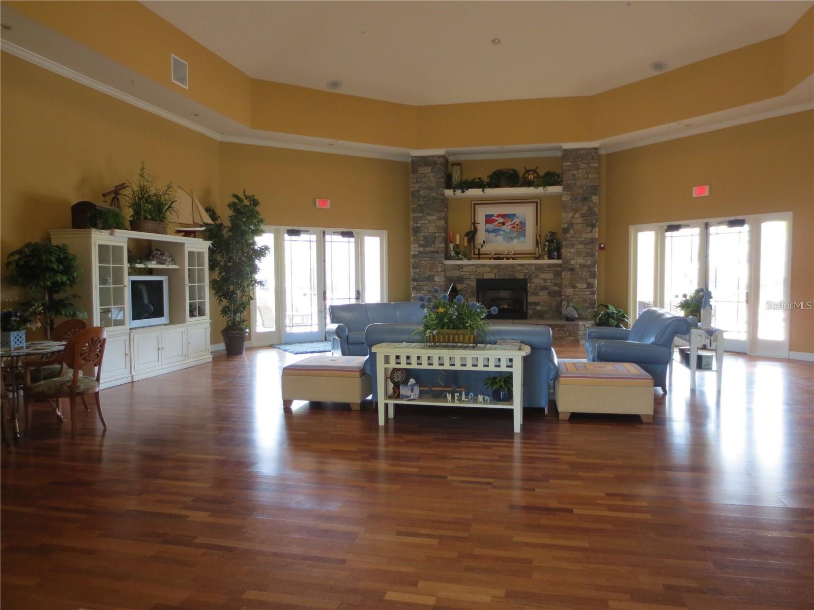 5541 ROSEHILL RD #101 — photo 18
