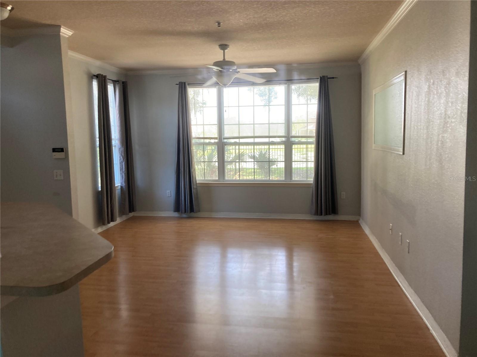 5541 ROSEHILL RD #101 — photo 3