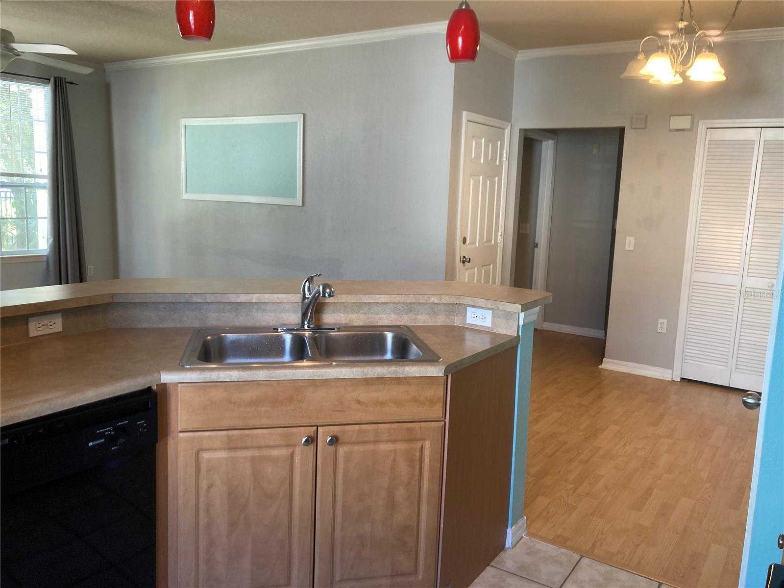 5541 ROSEHILL RD #101 — photo 7