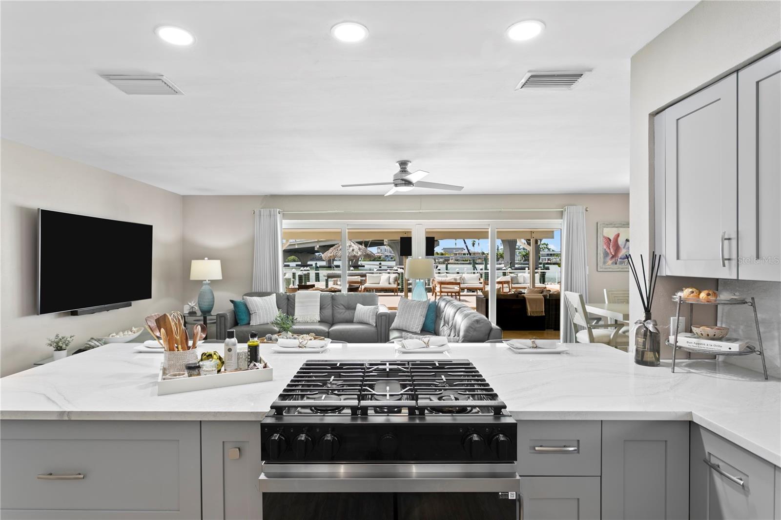 3142 W VINA DEL MAR BLVD — photo 14