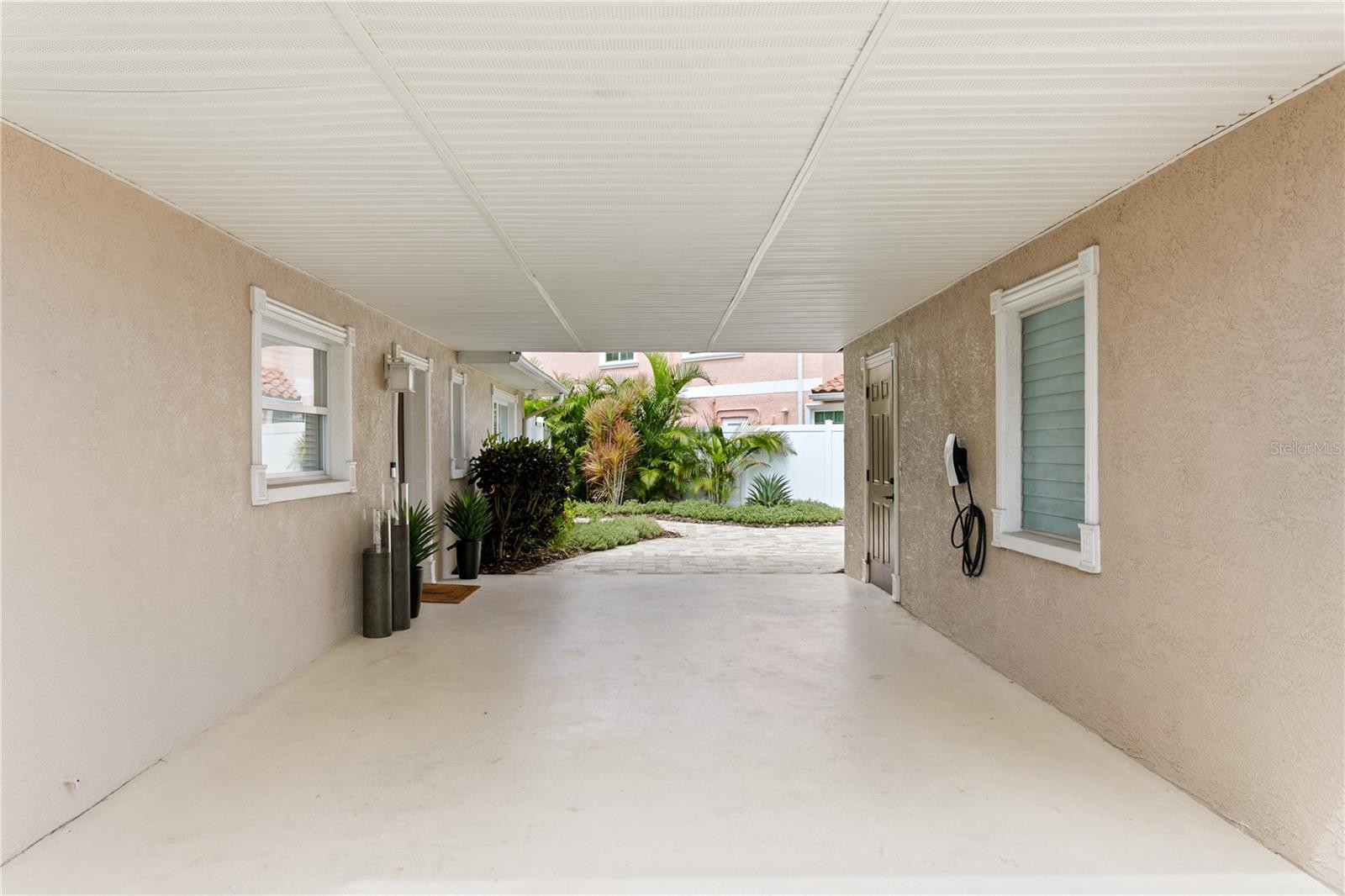 3142 W VINA DEL MAR BLVD — photo 4