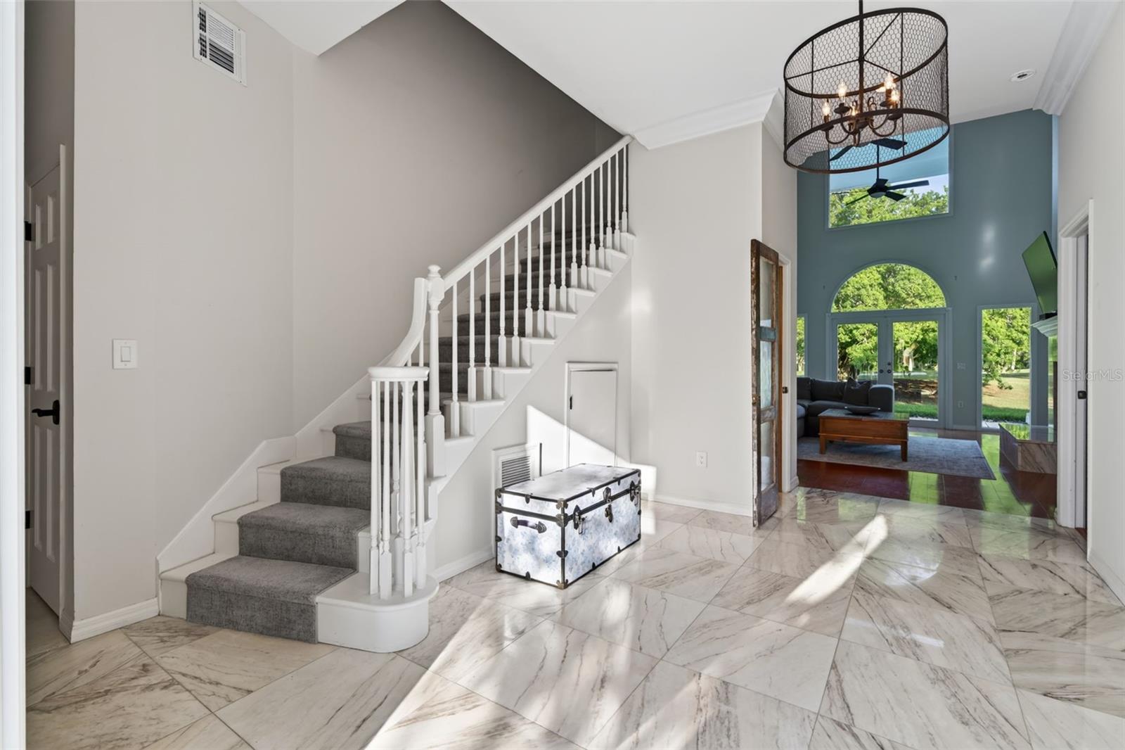 226 SAINT JAMES PARK — photo 6
