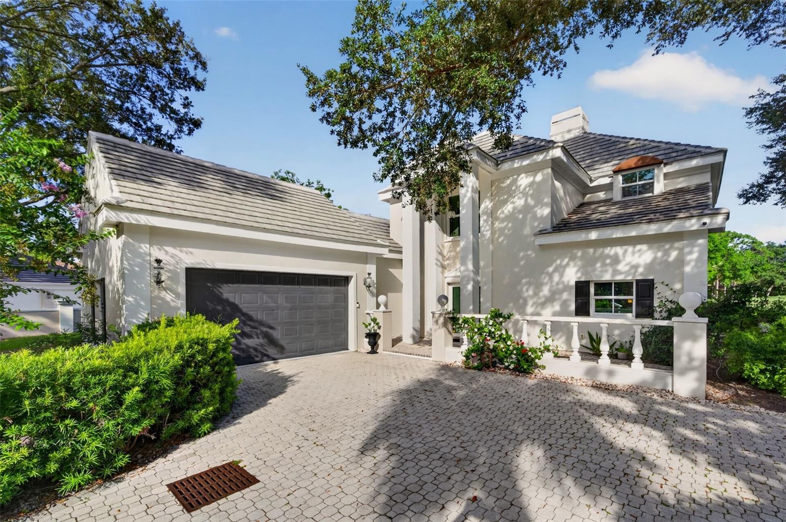 226 SAINT JAMES PARK — photo 3