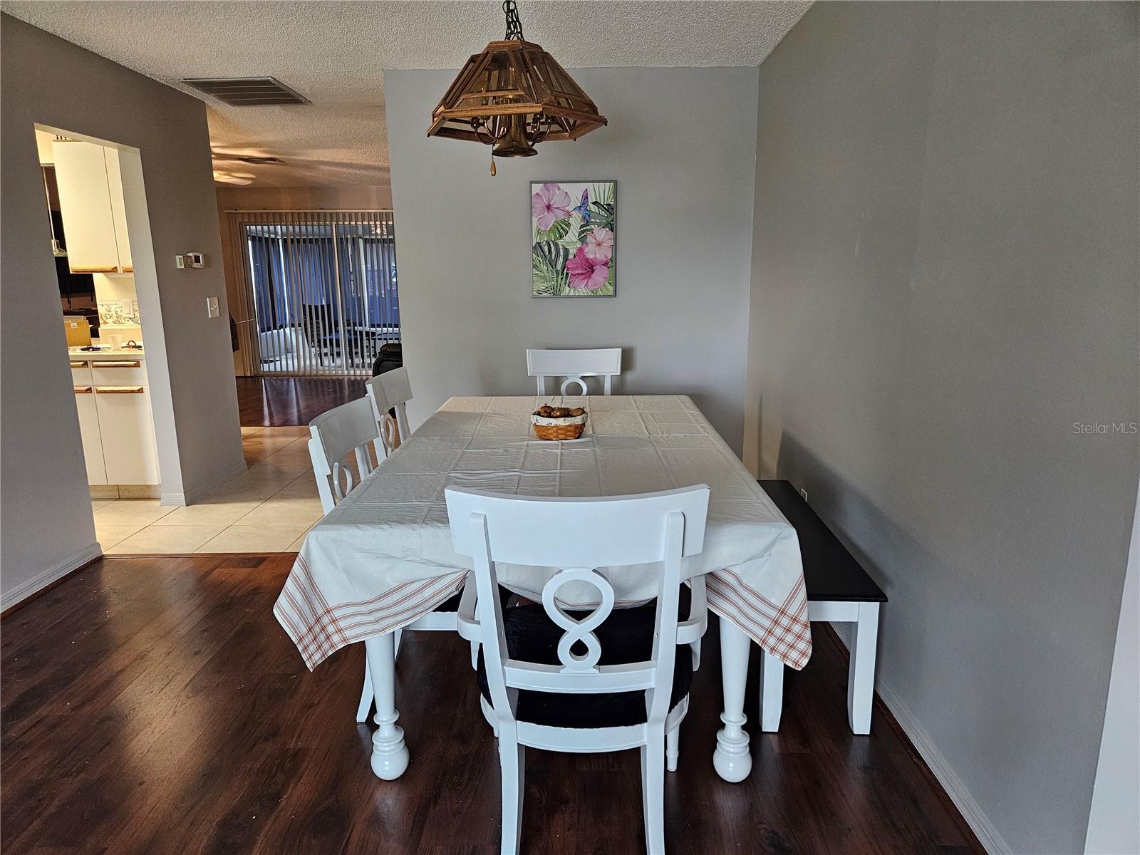 206 SOLA LN — photo 10