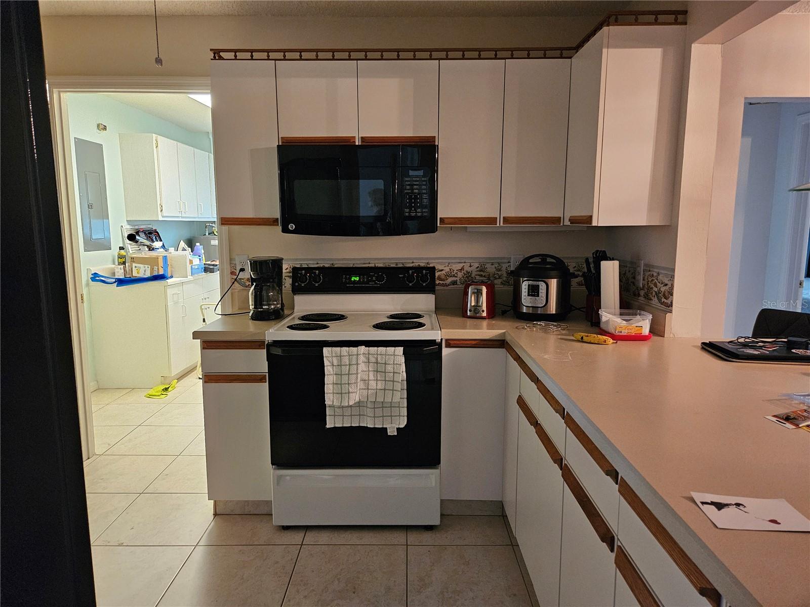 206 SOLA LN — photo 9