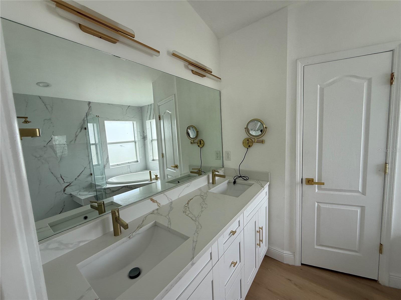 7341 PULTENEY DR — photo 40