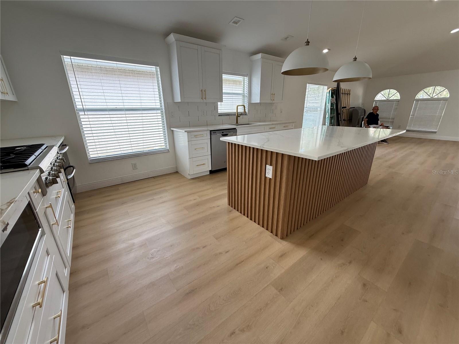 7341 PULTENEY DR — photo 41