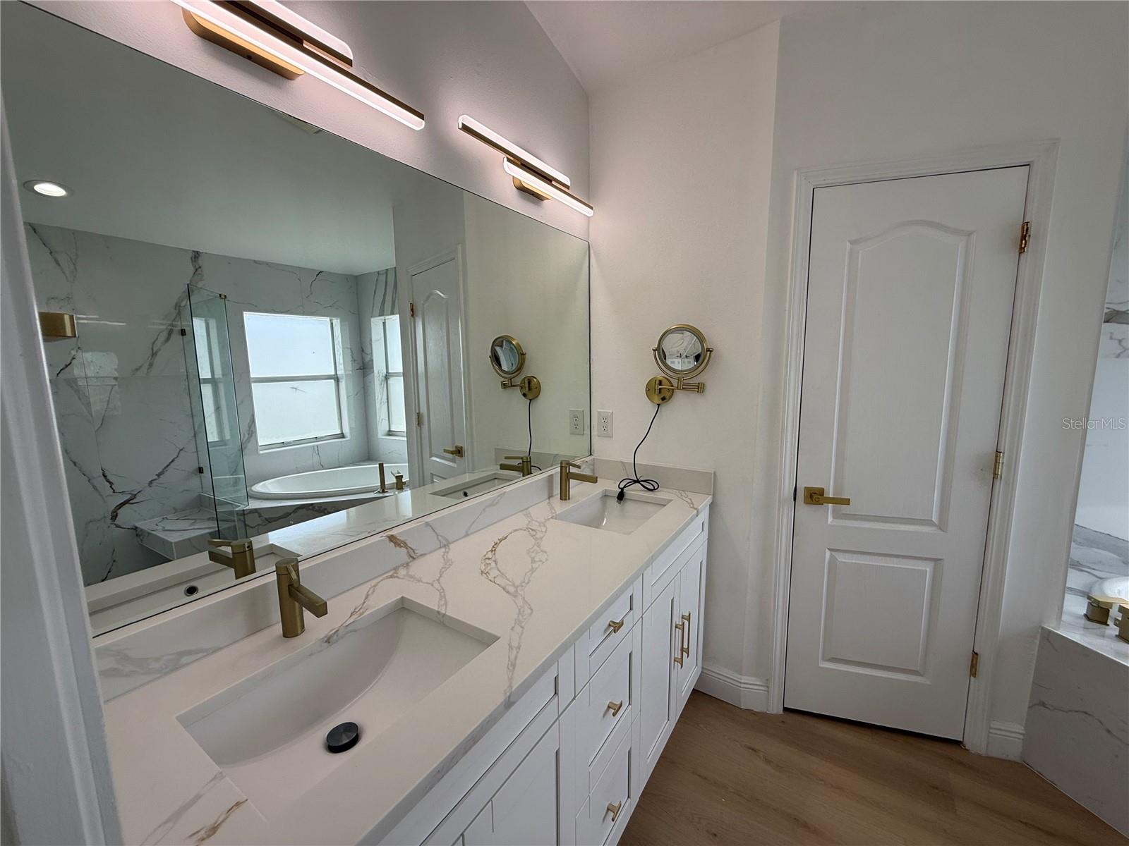 7341 PULTENEY DR — photo 39