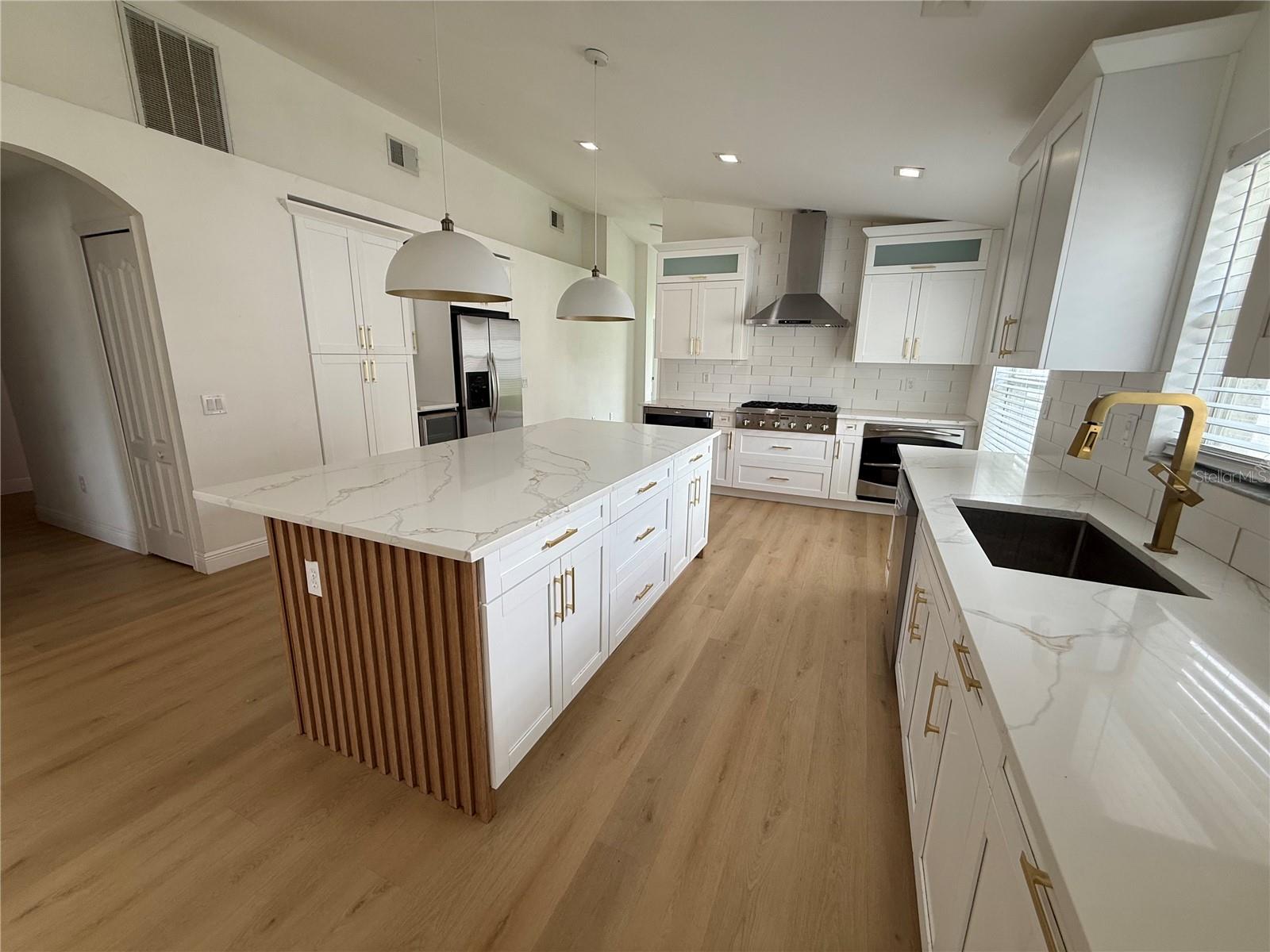 7341 PULTENEY DR — photo 15