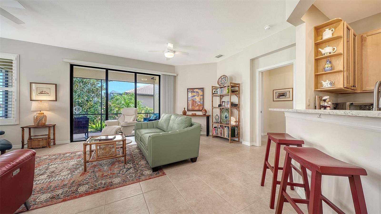 1383 MASENO DR — photo 5