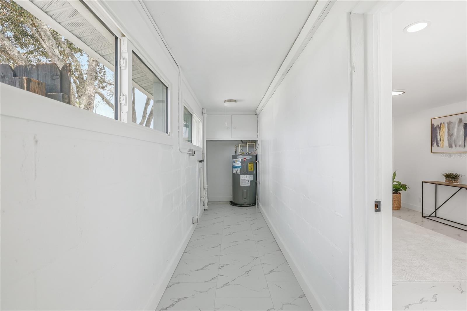 4095 LOCUST ST NE — photo 30
