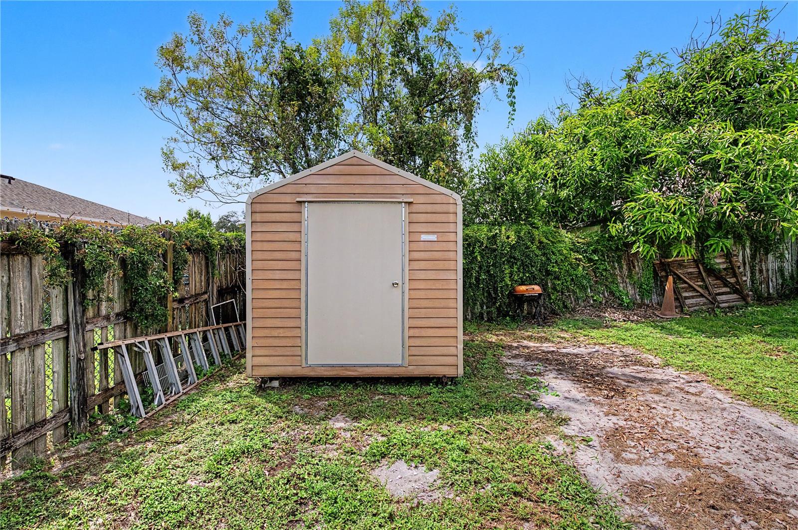 2423 E OKARA RD — photo 29