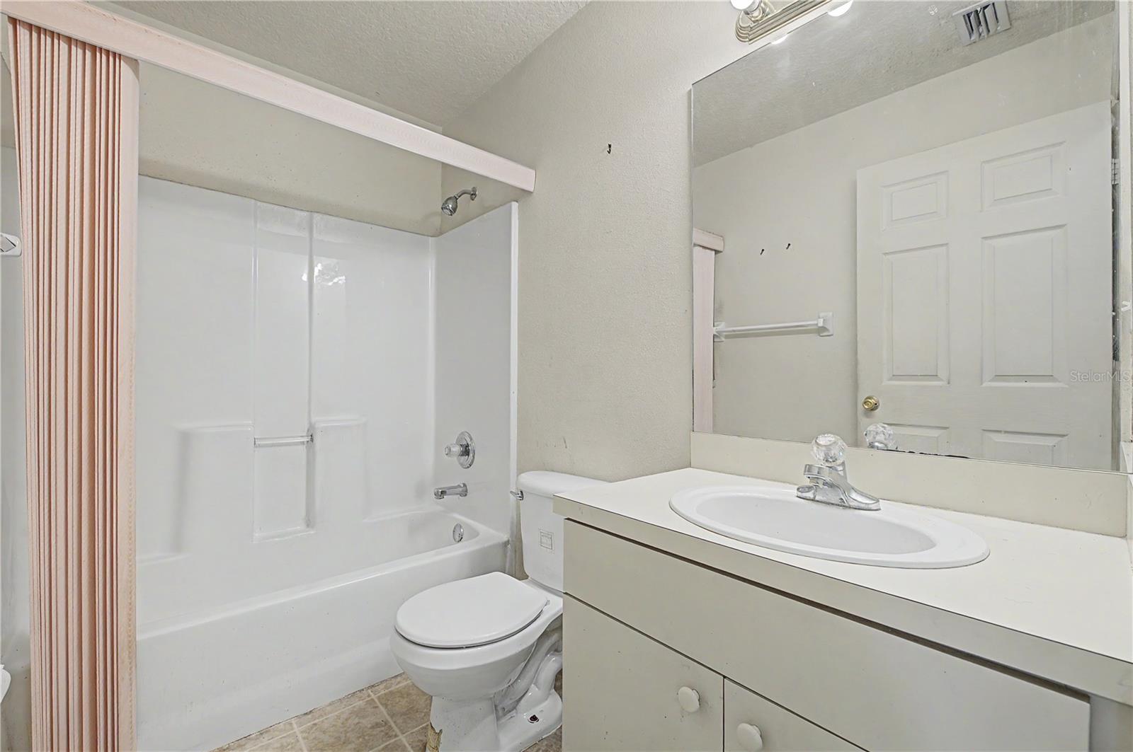 2423 E OKARA RD — photo 23