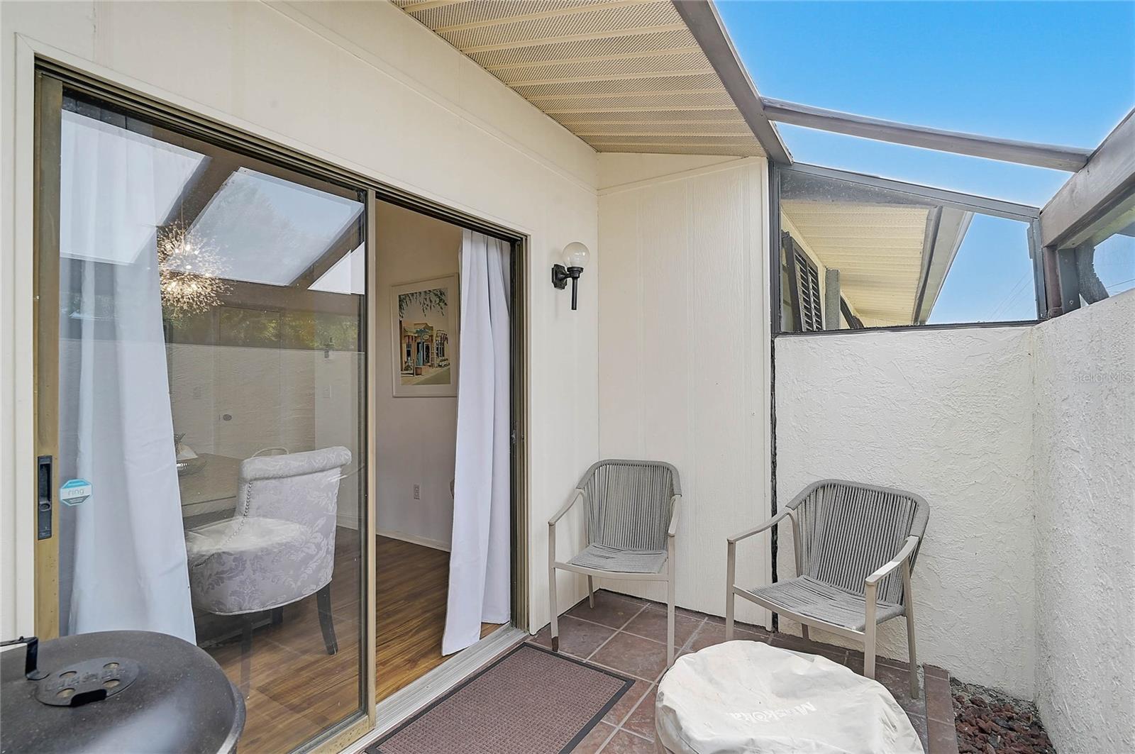 57 SANDSTONE CIR — photo 10