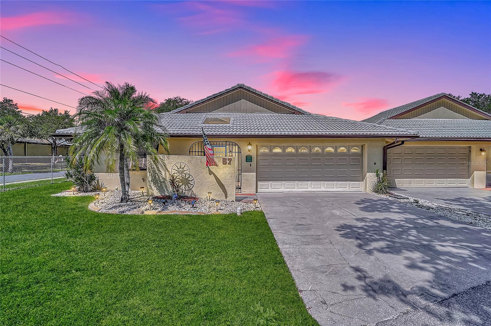 57 SANDSTONE CIR — photo 36