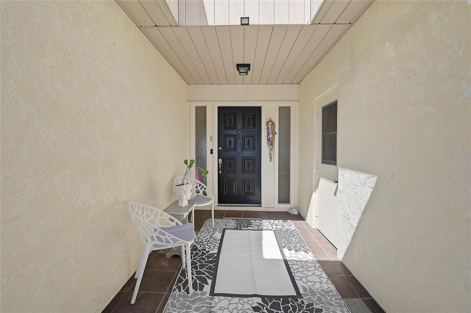 57 SANDSTONE CIR — photo 2