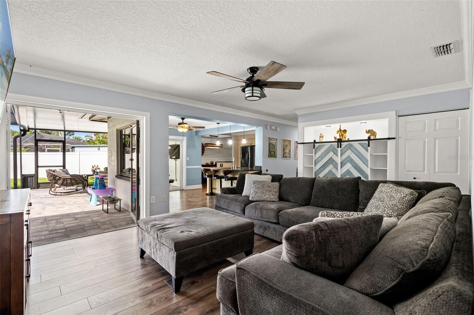 11312 ROBERT DR. — photo 11