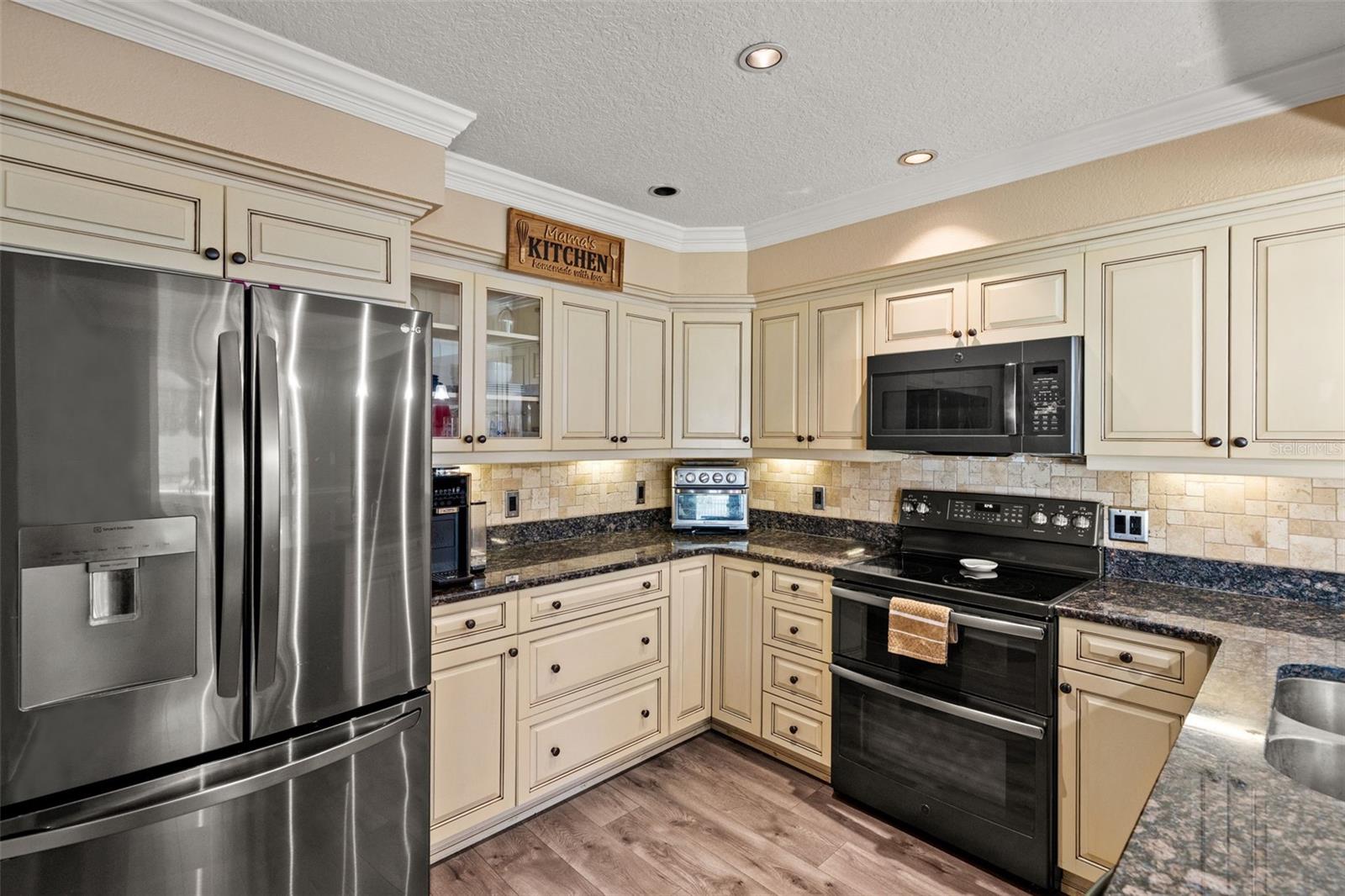 11312 ROBERT DR. — photo 15