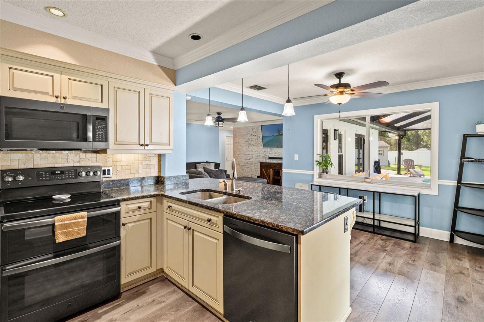 11312 ROBERT DR. — photo 14