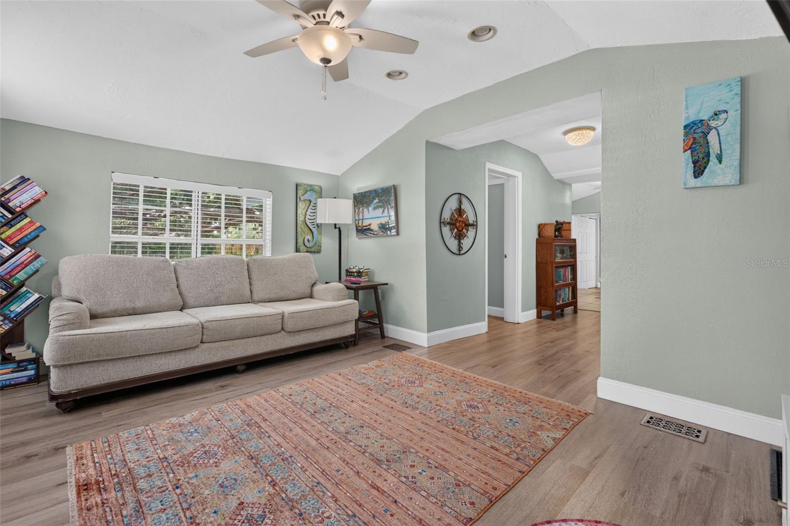 5161 RENA ST N — photo 4