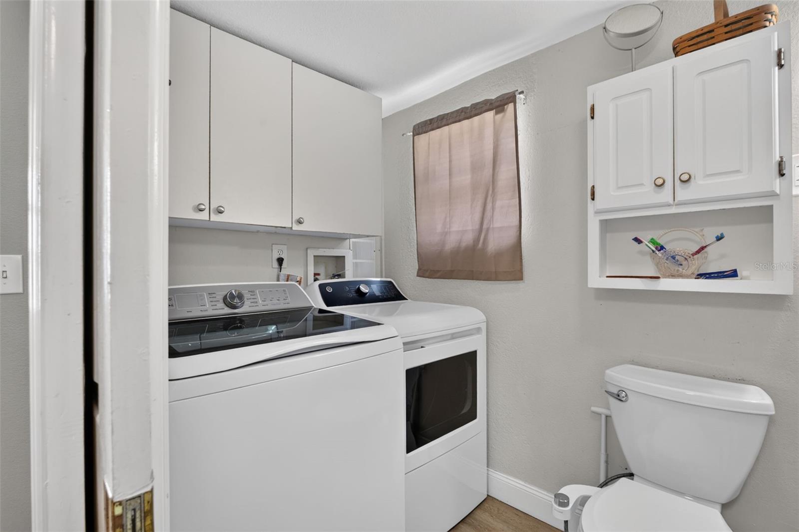 5161 RENA ST N — photo 14