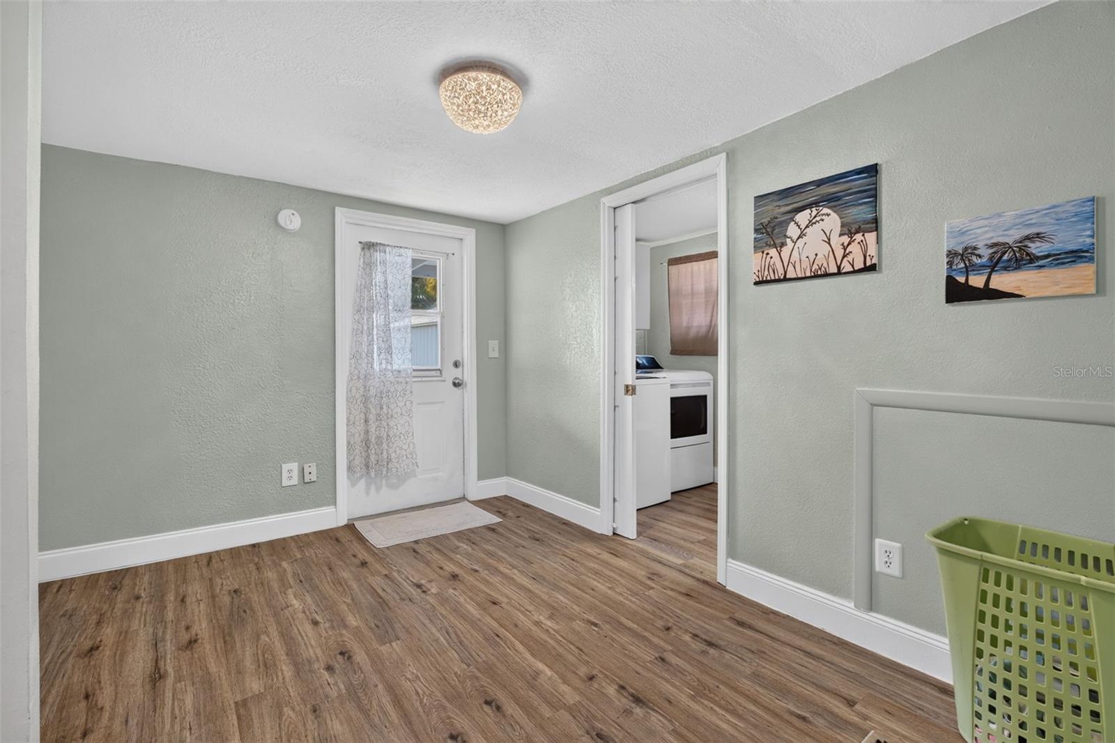 5161 RENA ST N — photo 17