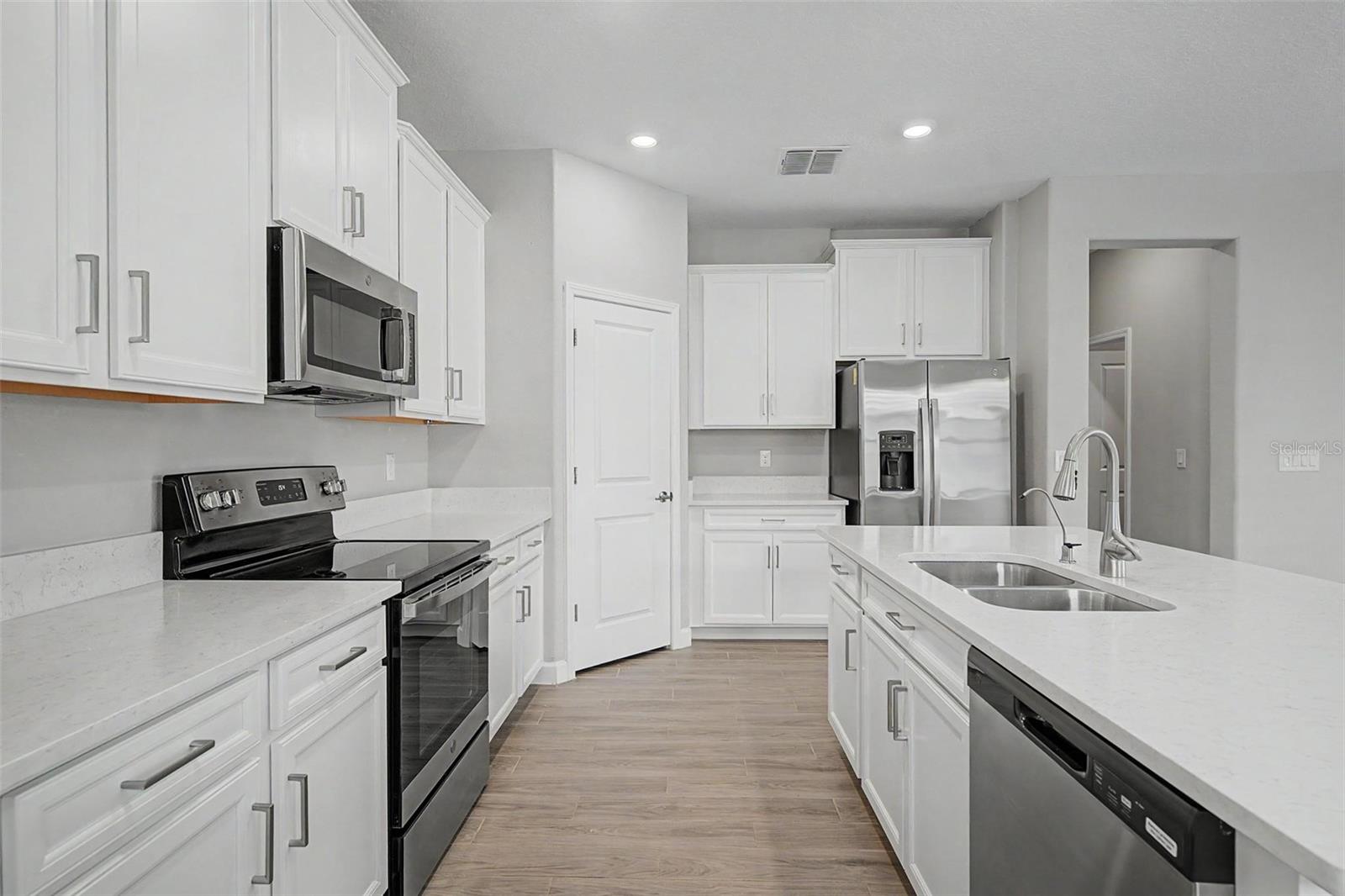 31603 MAGNA GULF LOOP — photo 6
