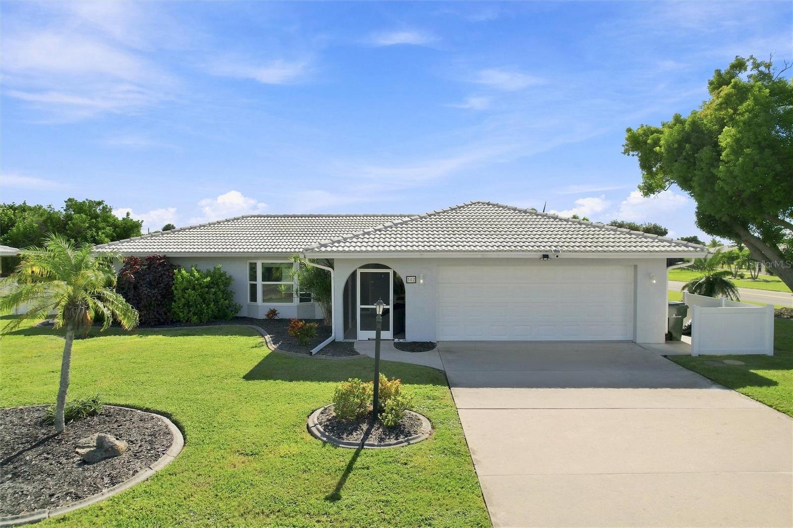 302 DEGAS DR — photo 51