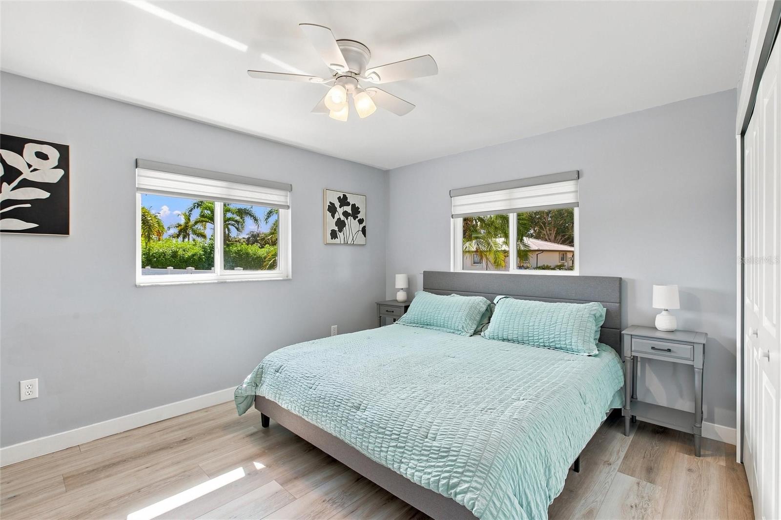 302 DEGAS DR — photo 28