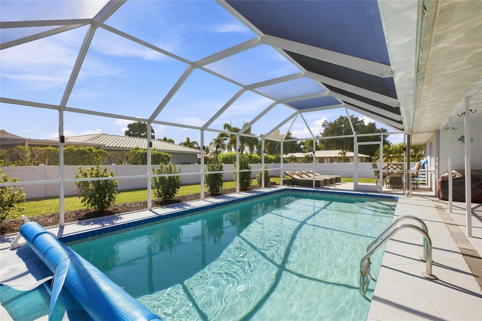 302 DEGAS DR — photo 44