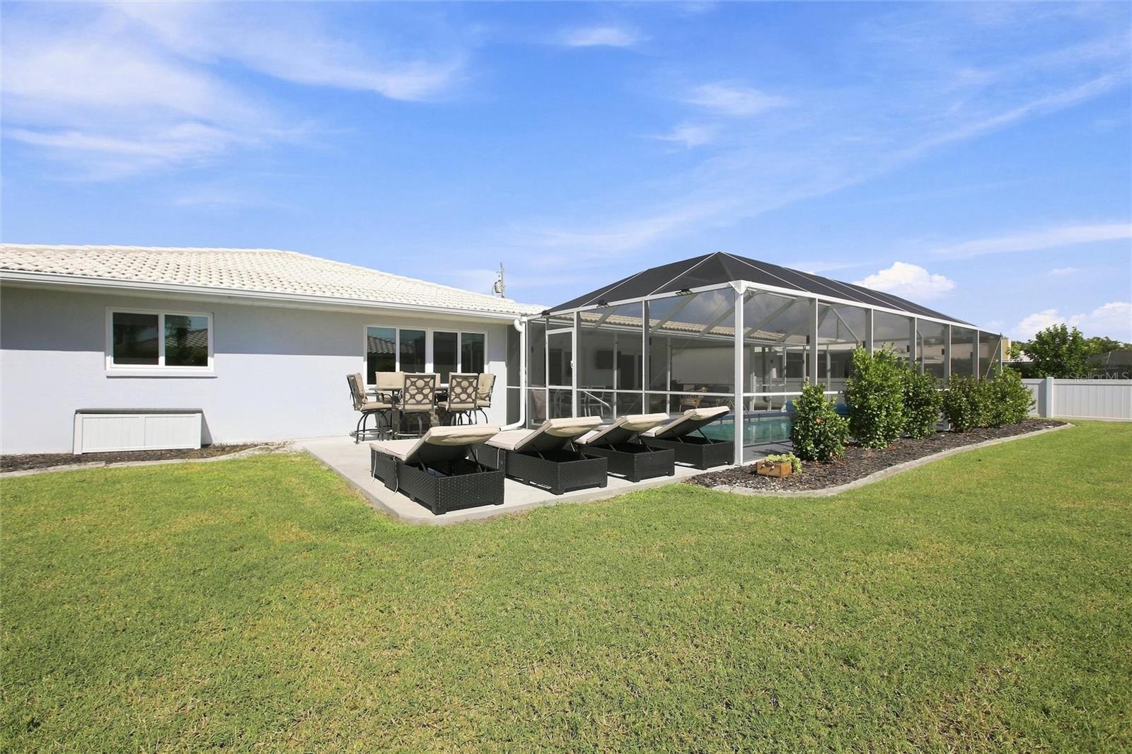 302 DEGAS DR — photo 48
