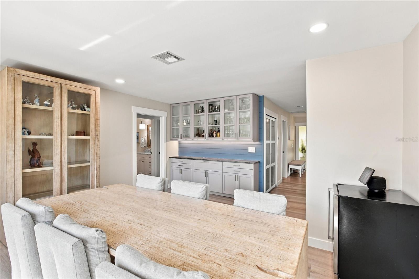 302 DEGAS DR — photo 18