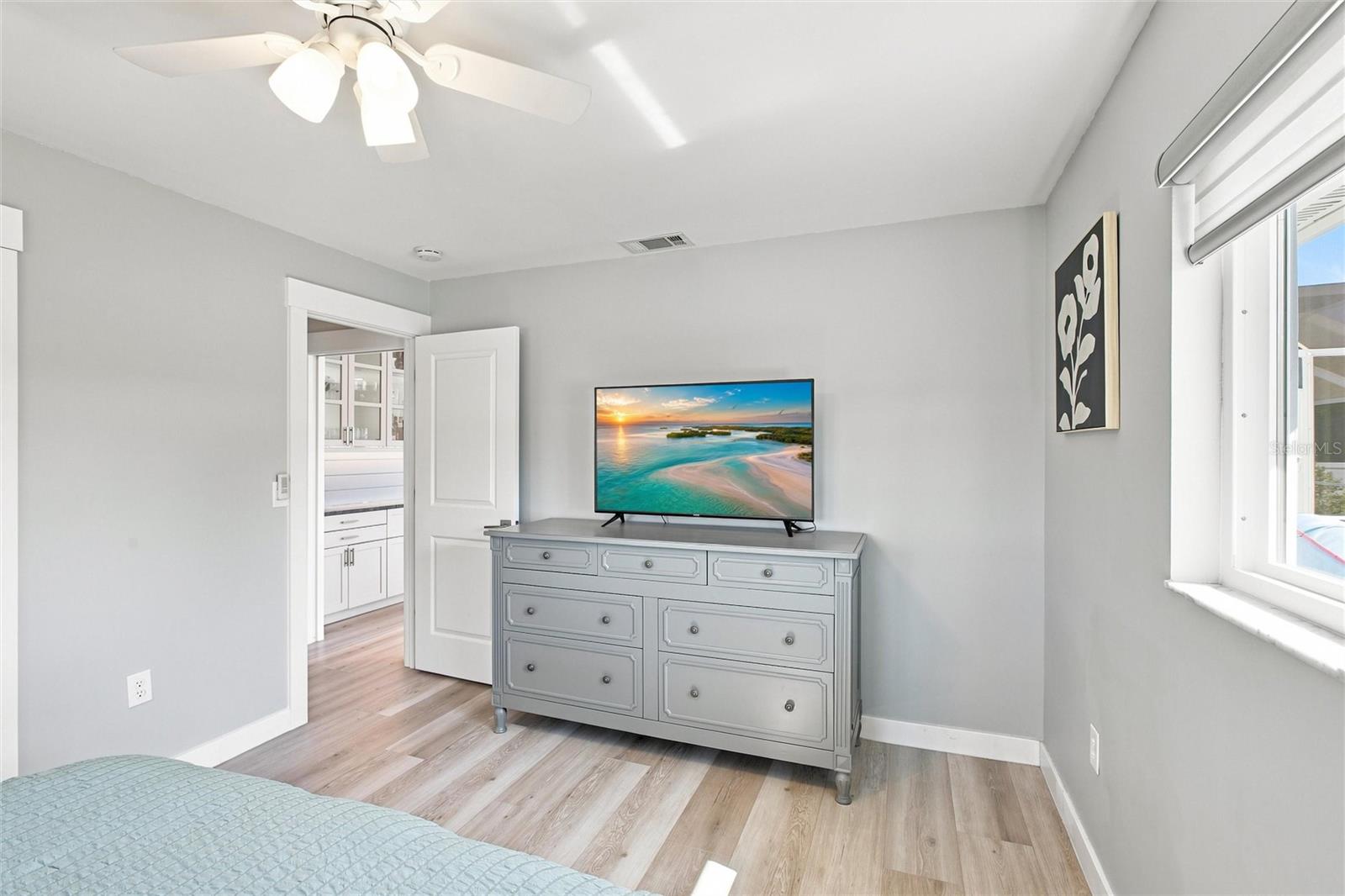 302 DEGAS DR — photo 30