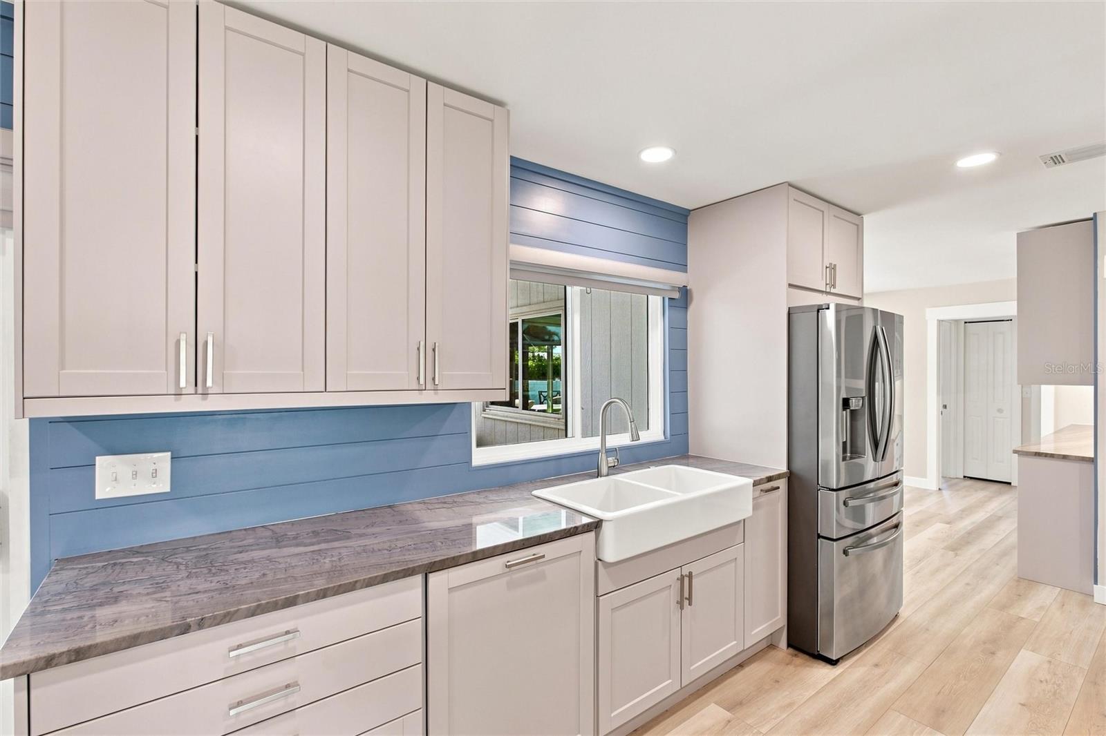 302 DEGAS DR — photo 14
