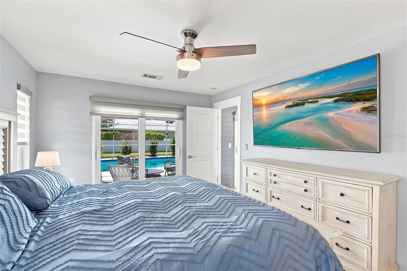 302 DEGAS DR — photo 21