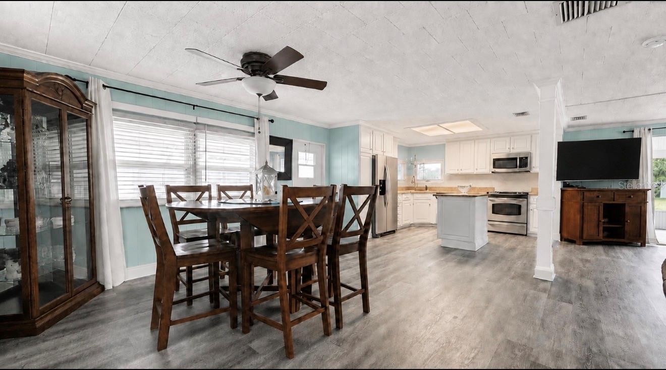 1100 BELCHER RD S #304 — photo 32